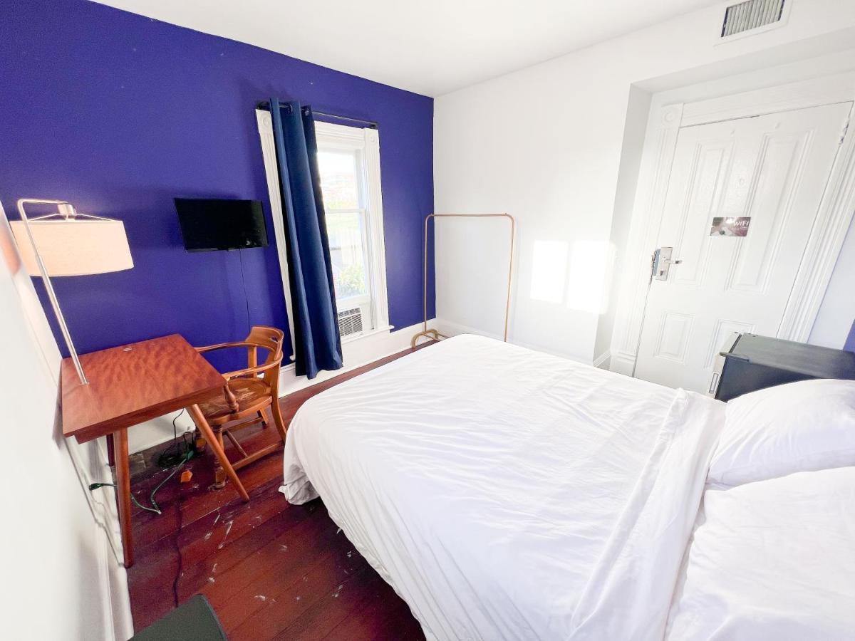 Ith San Diego Adventure Hostel (Adults Only) Εξωτερικό φωτογραφία